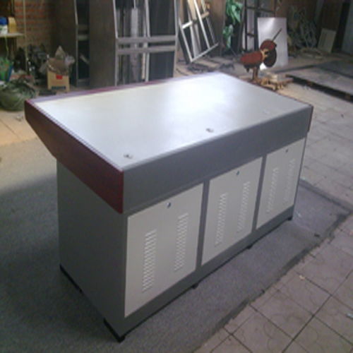 6聯異型監控操作臺與機柜電視墻 熱銷背后的有保障廠家與一站式采購方案